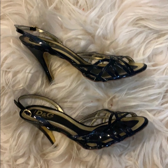 Dolce & Gabbana Shoes - Dolce Gabana shiny leather sling backs size 38
